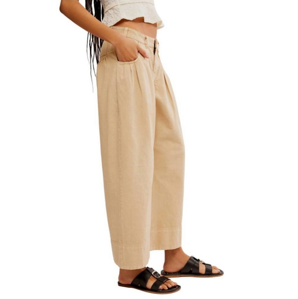 FREE PEOPLE sweet talk chino pants in croissant Khaki tan Size 6